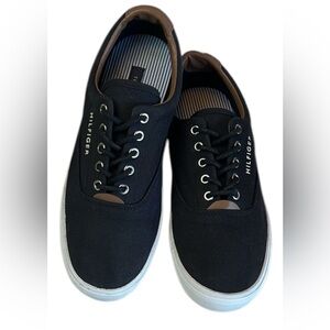 Tommy Hilfiger Men's Poyner Classic Dark Blue Canvas Sneakers Size 7.5 US